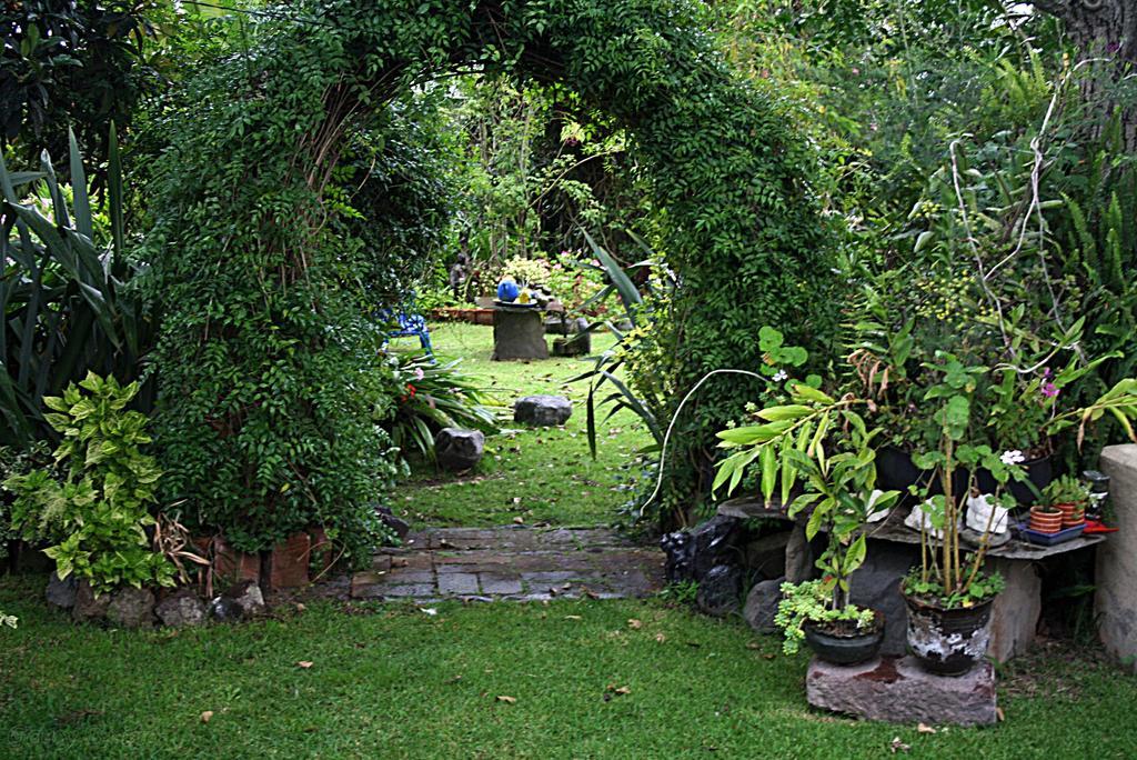 Hostal Saint Mary'S ตาบาเบลา ภายนอก รูปภาพ