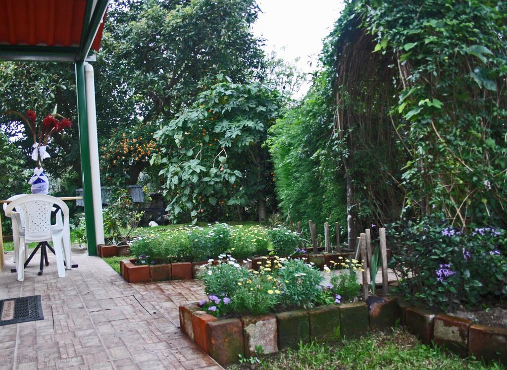 Hostal Saint Mary'S ตาบาเบลา ภายนอก รูปภาพ