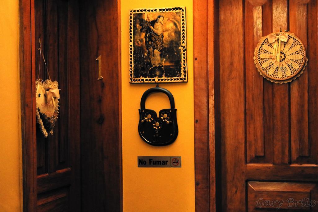 Hostal Saint Mary'S ตาบาเบลา ภายนอก รูปภาพ